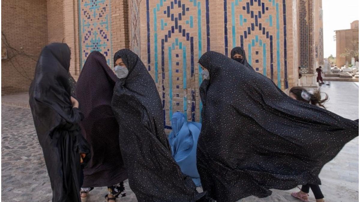 femei afganistan educatie