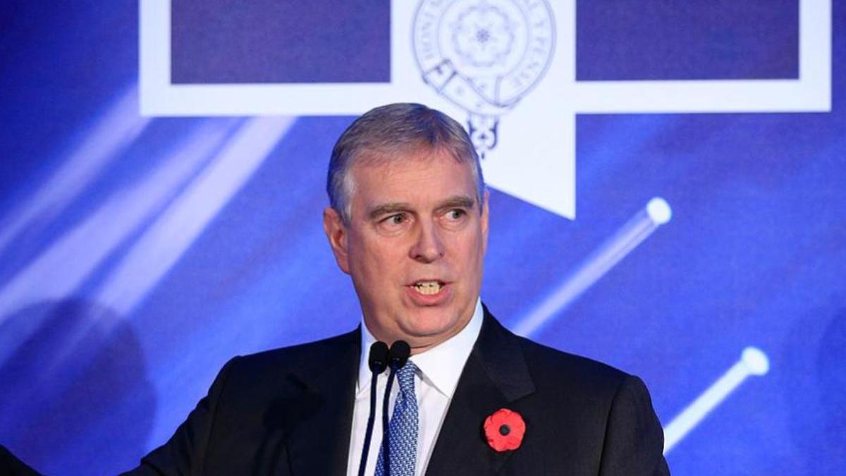 fiul reginei elisabeta printul andrew citat intr un proces rusinos ar fi batjocorit o fata de 17 ani