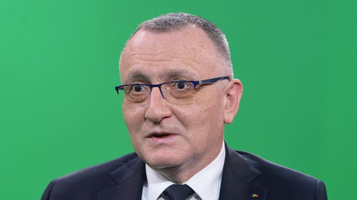 sorin cimpeanu dorinta vaccinare elevi