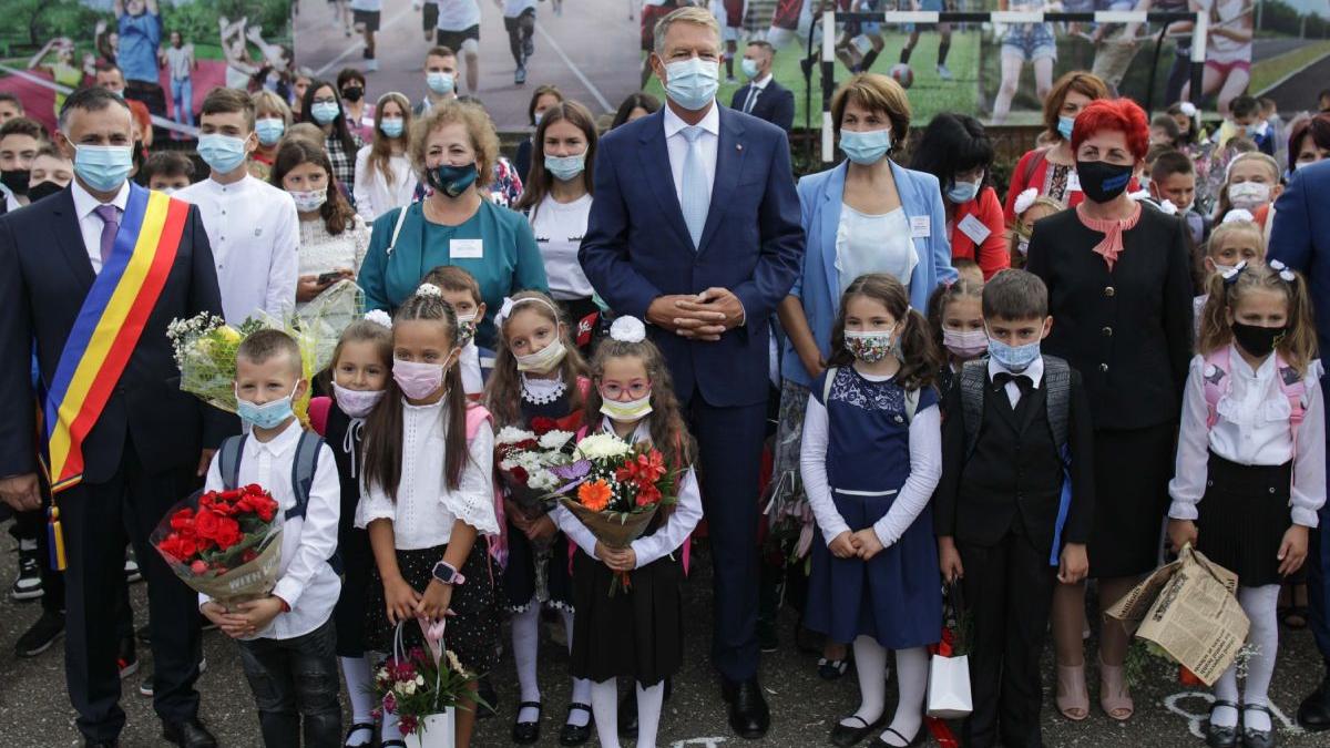 klaus iohanis inceput an scolar