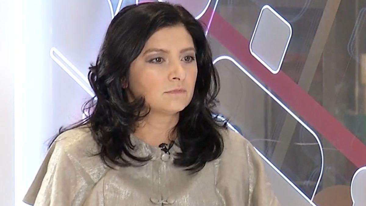 operatii estetice femei sarcina crenguta coman