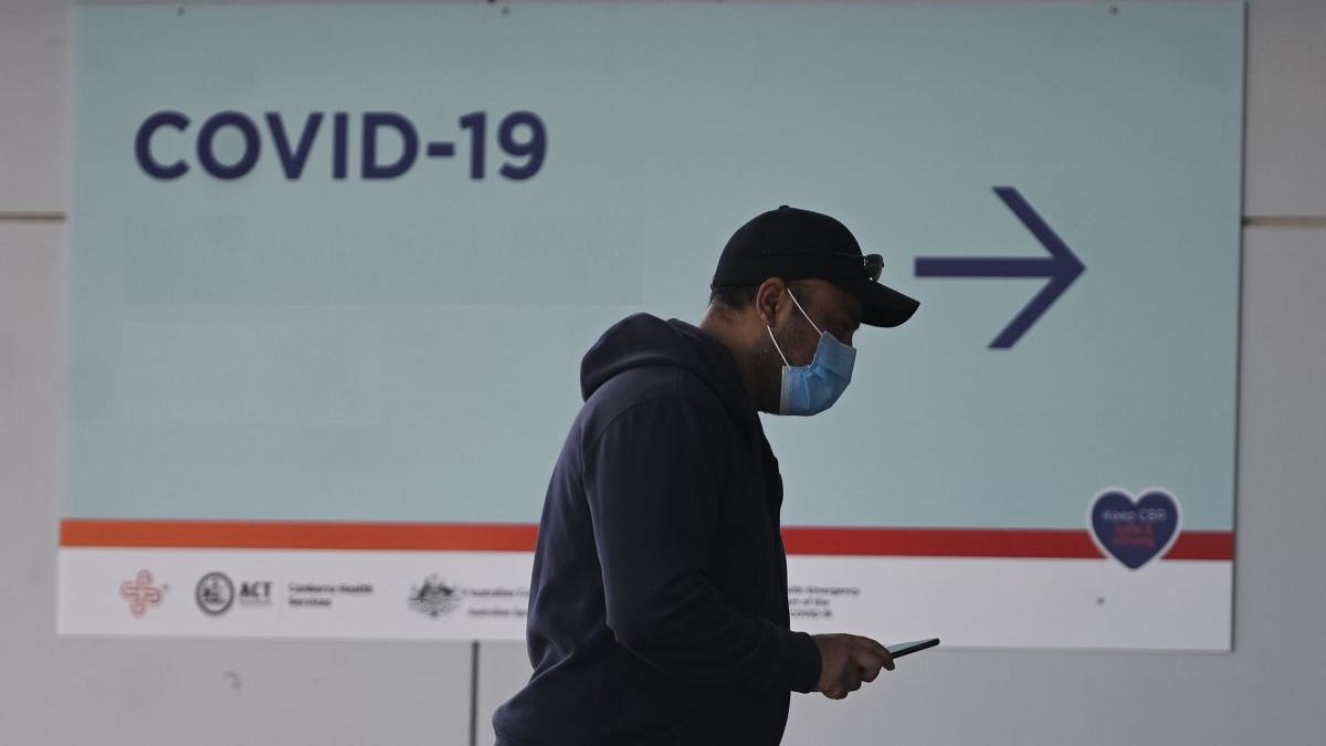 peste 2600 romani vaccinati infectati coronavirus