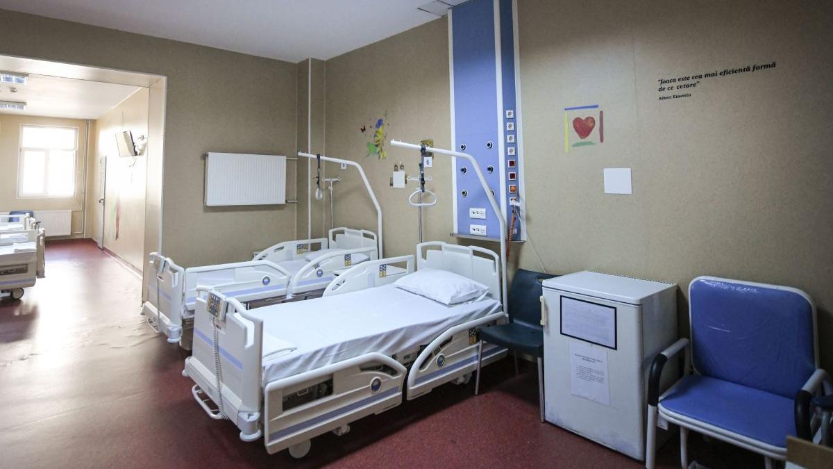 femeie internata spital botosani sunat 112 toaleta