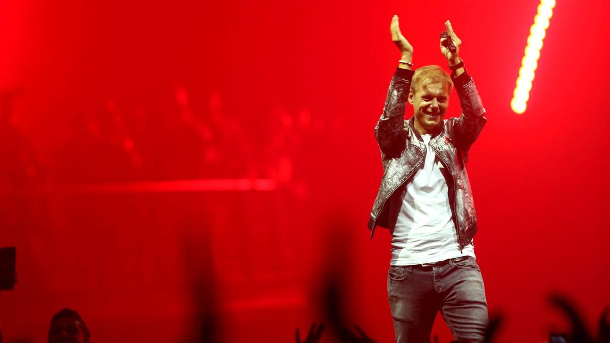 spectacol armin van buuren bucuresti amanare covid