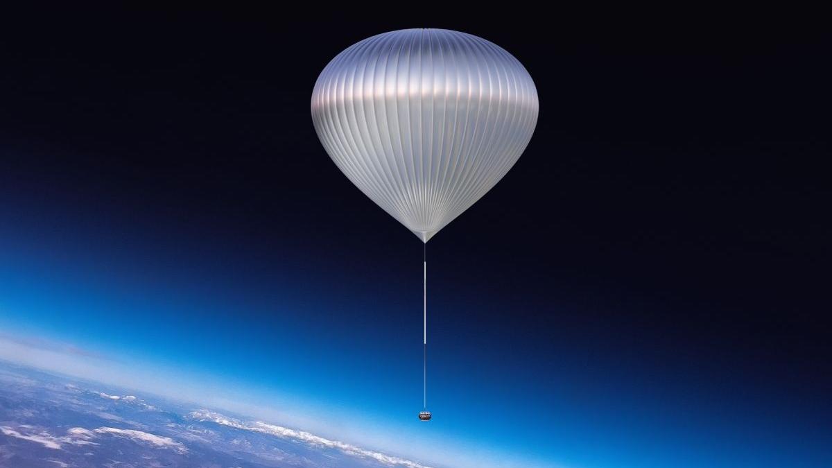 ava space prima companie de turism de mare altitudine din romania