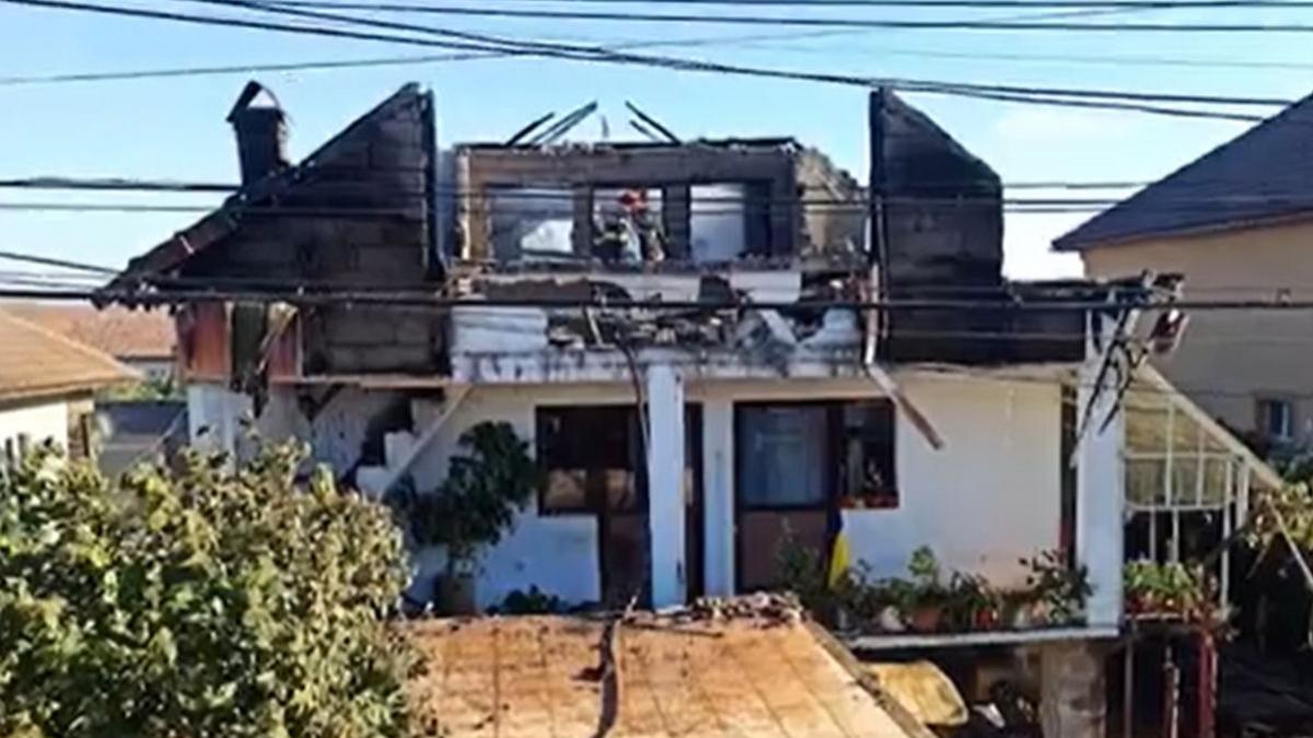 incendiu gorj tata a incercat sa salveze fiu arsuri grave