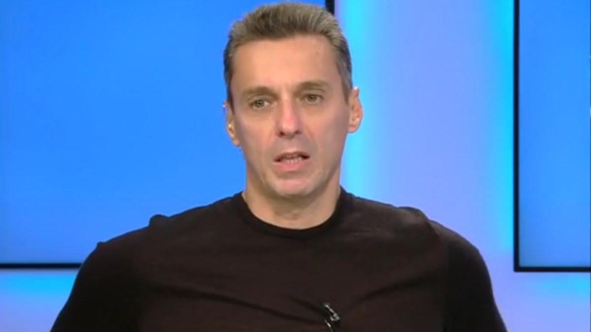 mircea badea klaus iohannis