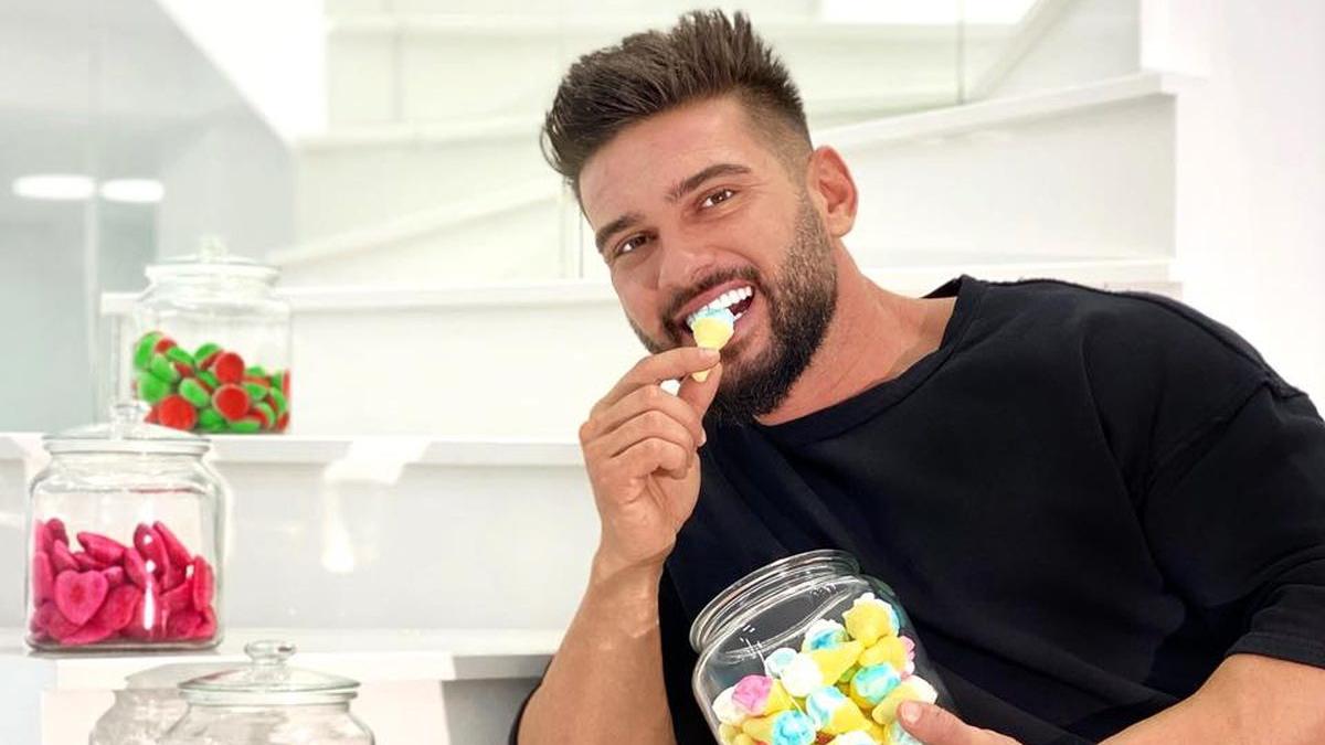 dorian popa hatz dupa ce a mers sa manance la un restaurant din capitala