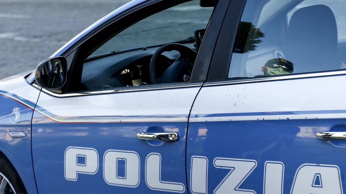 menajera romanca batuta sugrumata furtun dus italia