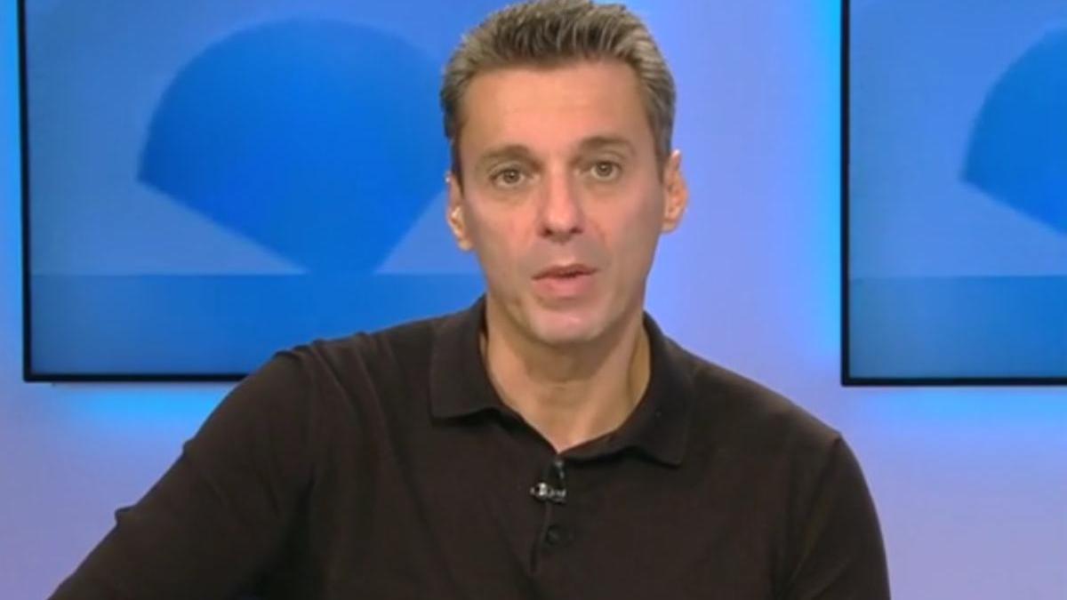 scena neasteptata antena 3 mircea badea recitat poezie dragoste