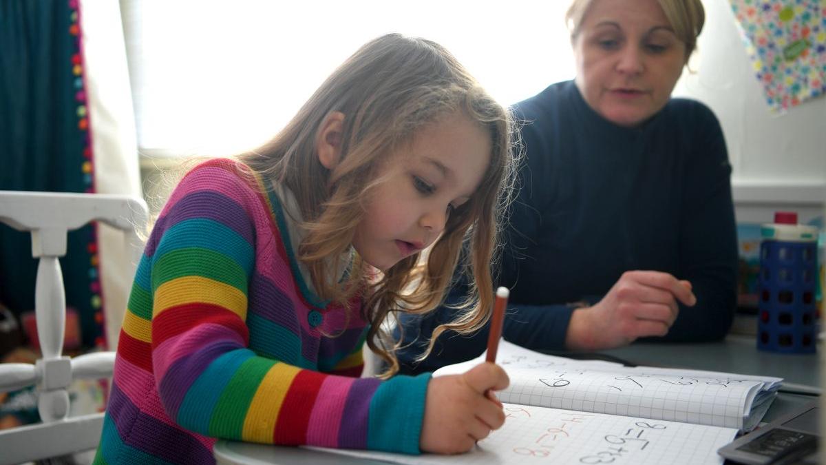 localitati rata de infectare peste 6 la mie scoli inchise cursuri online