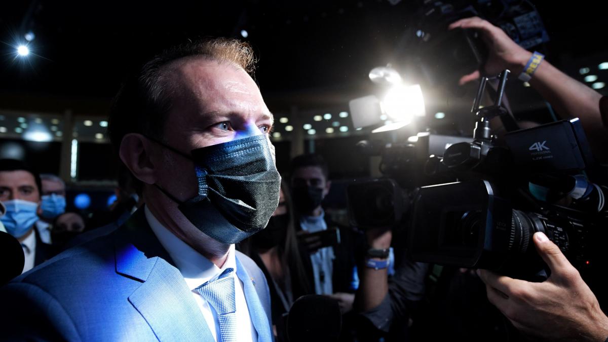 Florin Cîțu: "În acest moment Guvernul poate fi dat jos cu voturile PSD, USR și AUR"