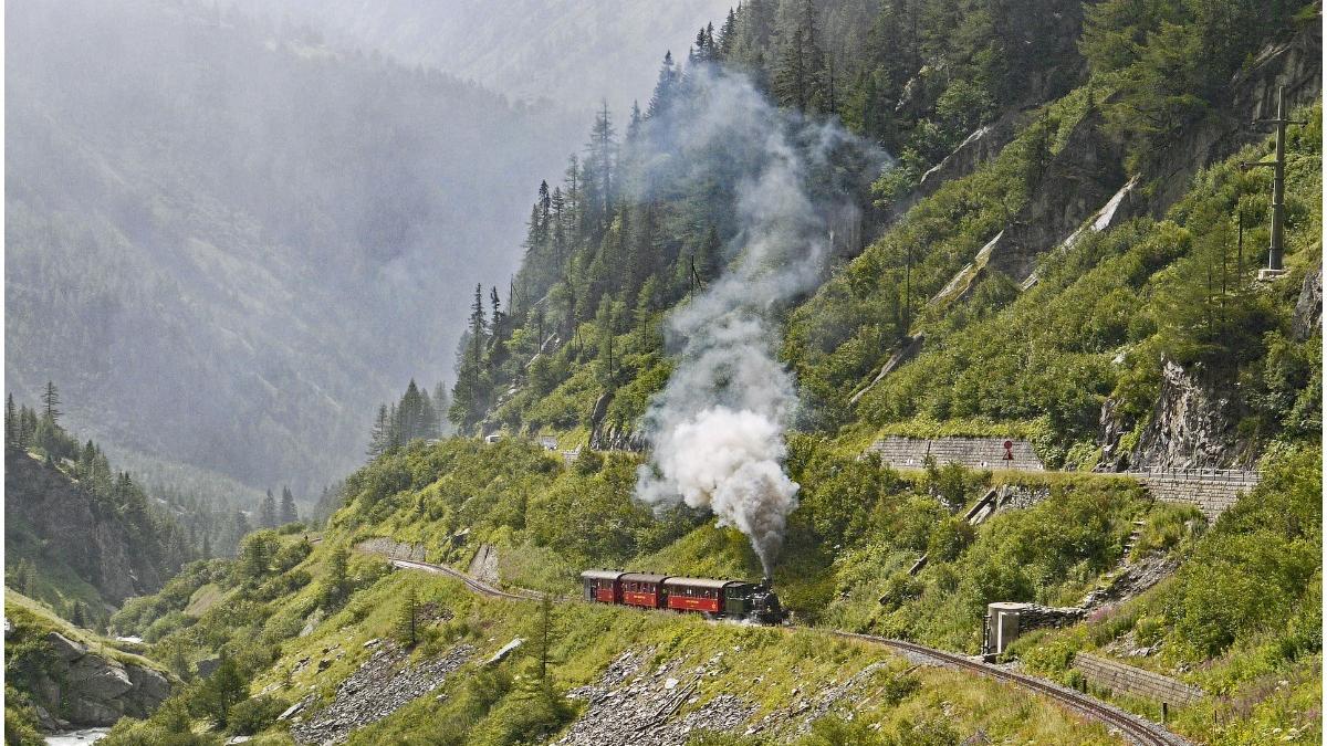 tren epoca autorulota accident