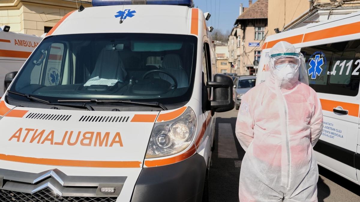 ambulanta galati asaltata apeluri infectati covid 19 sute de solicitari nu au fost onorate