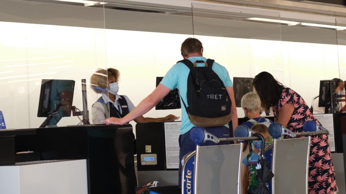 companiile aeriene europene anulat zboruri perioada pandemiei vor rambursa banii pasagerilor