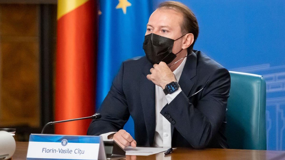 Cîțu: "Fiecare şcoală va decide singură cum va funcţiona, eliminăm pragul de 6 infectări la mia de locuitori"
