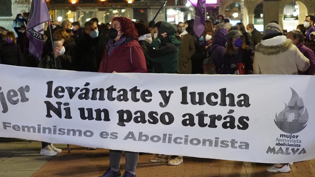 a maruxaina femei filmate care urineaza in public pablo munoz vazquez bumei apel lugo