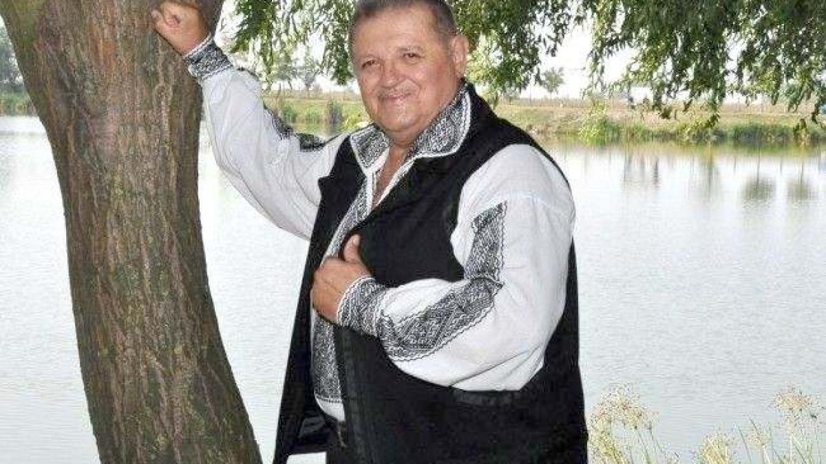 a murit cantaretul petrica moise