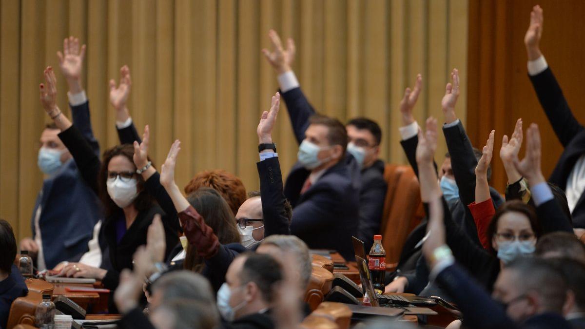 pnl va participa sedinta plen motiune de cenzura psd nu vor vota