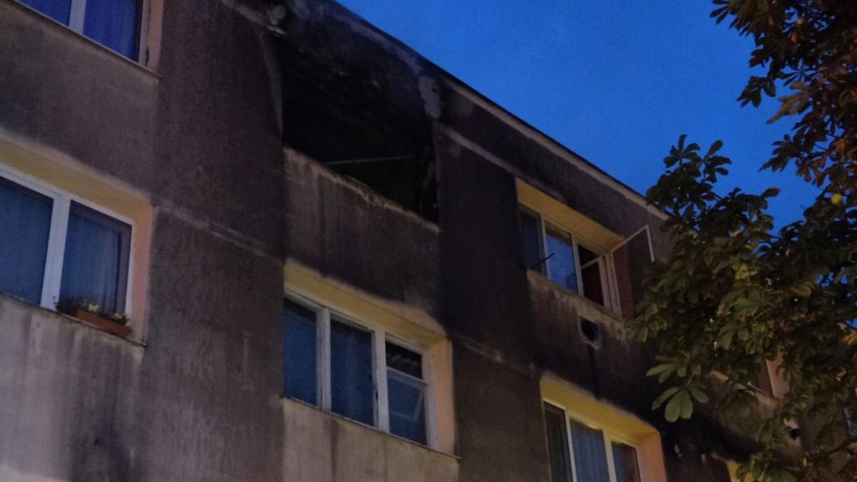incendiu bloc brasov un mort