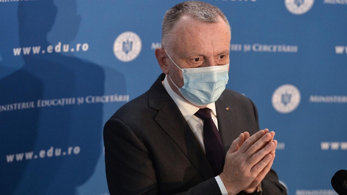 daca normele de protectie sanitara nu pot fi respectate orele se fac online anunta ministrul