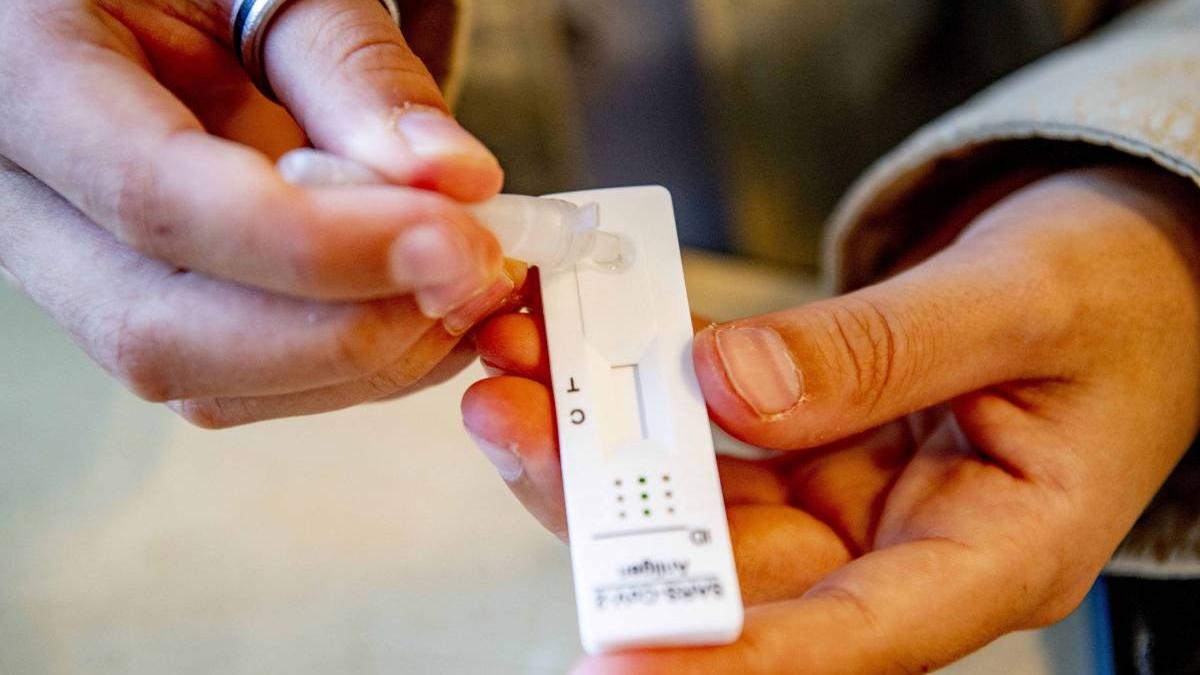 peste 100 teste rapide antigen covid 19 respinse comisia europeana