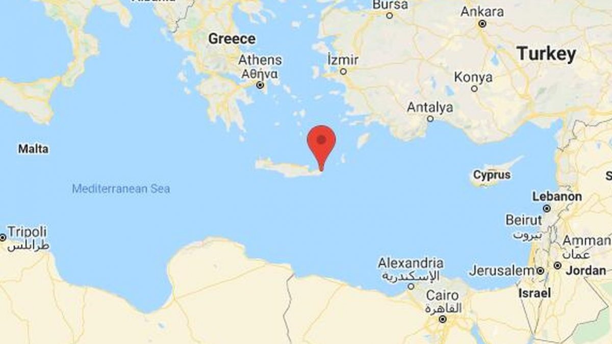 Ισχυρός σεισμός στην Ελλάδα.  Ο κόσμος βγήκε στους δρόμους έντρομος