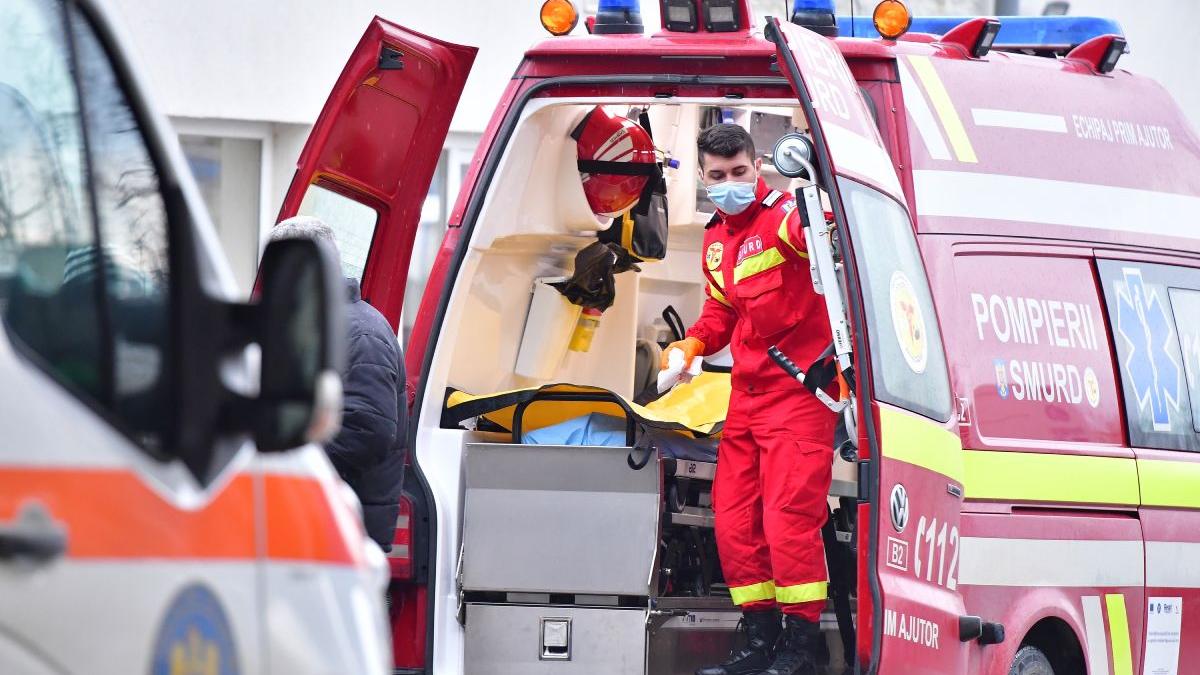 eleva moarta arges resuscitare medici