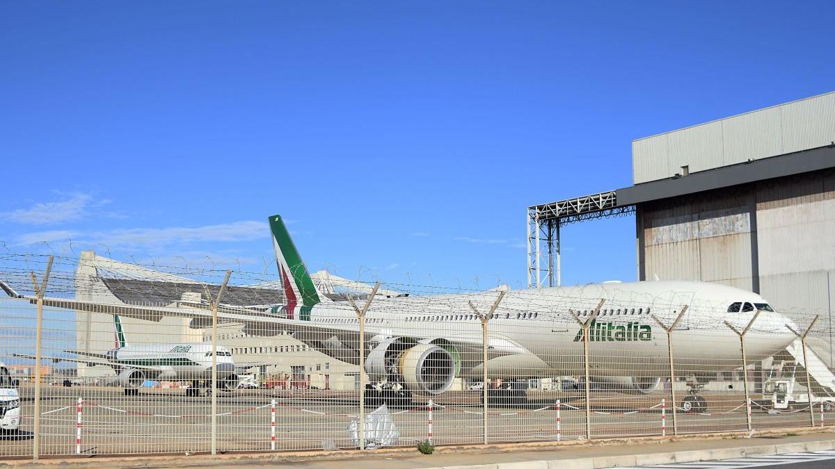 alitalia ultimul zbor italia trasporto aereo faliment