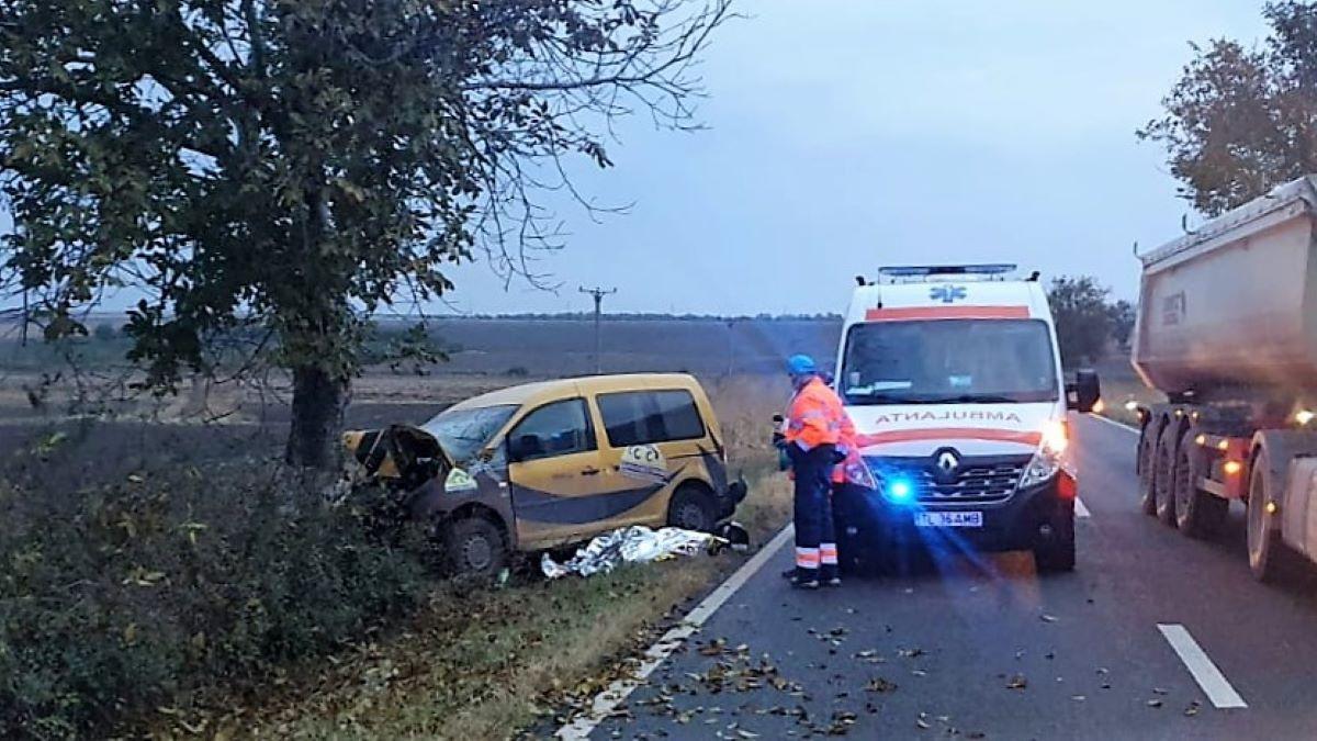 un barbat a murit iar o tanara a fost grav ranita intr un accident produs pe dn 22 in tulcea