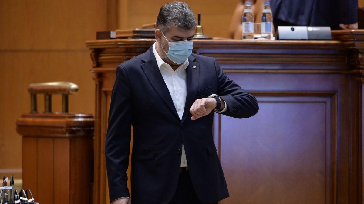 Marcel Ciolacu, mesaj pentru parlamentari: ”Să mergem mâine la Romexpo să ne facem cea de-a treia doză de vaccin!”