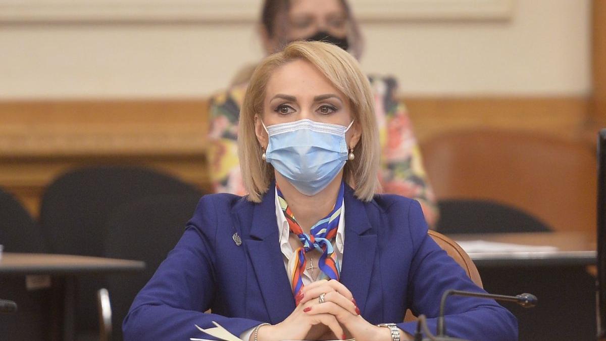 gabriela firea infectata coronavirus doza trei vaccin