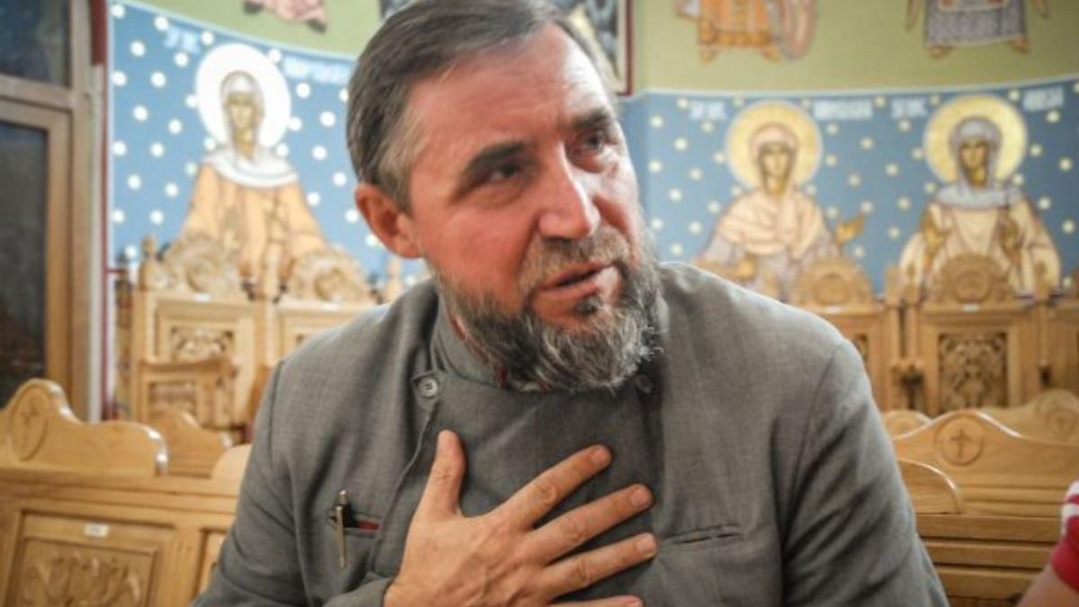 preot sibian spital covid ajuns promotor fervent vaccin