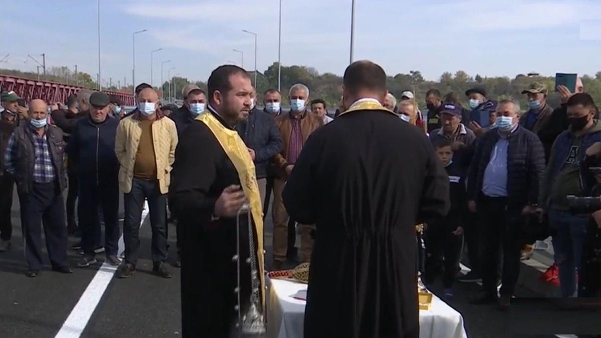 pod buzau inaugurat ambele capete psd pnl slujba religioasa