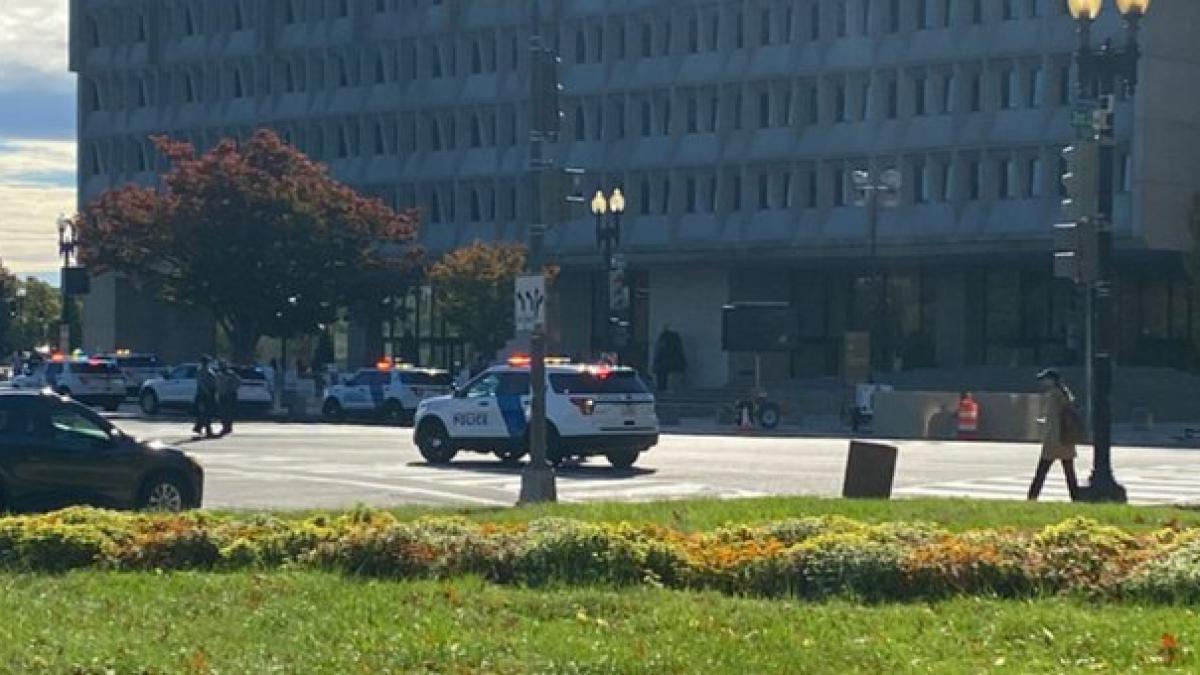 amenintare bomba departamentul sanatatii din sua evacuare