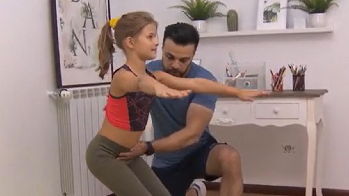 exercitii fitness copii acasa antrenor cornela moca