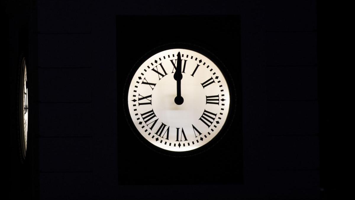 ora de iarna 2021 cand dam ceasul ora inapoi