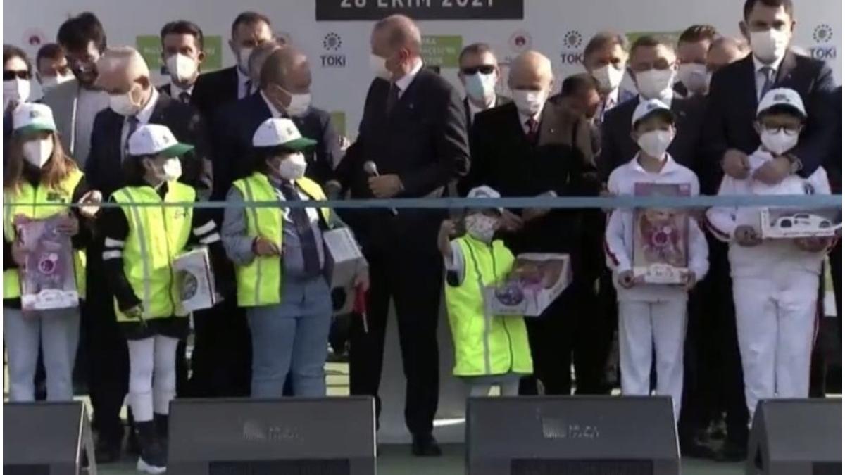 tayyip erdogan sabotare fetita taiere panglica inaugurala