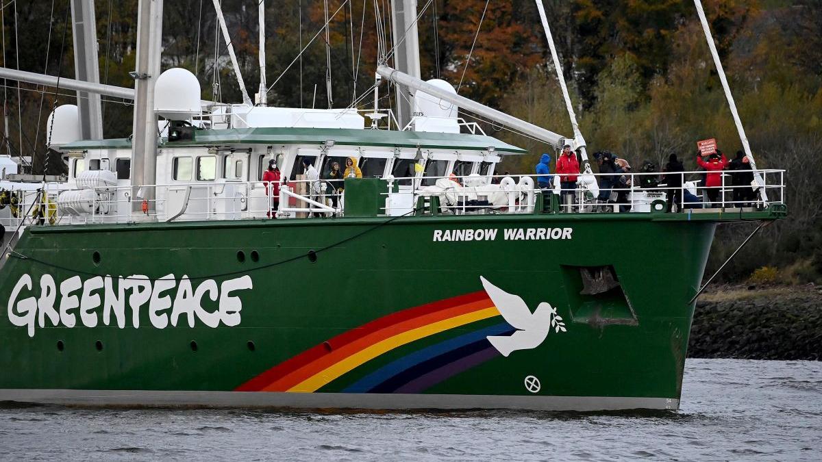 rainbow warrior greenpeace cop26