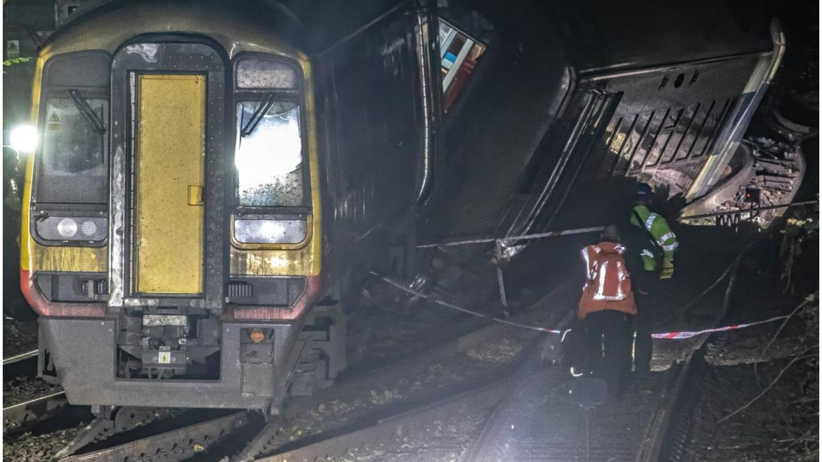 trenuri s au ciocnit marea britanie