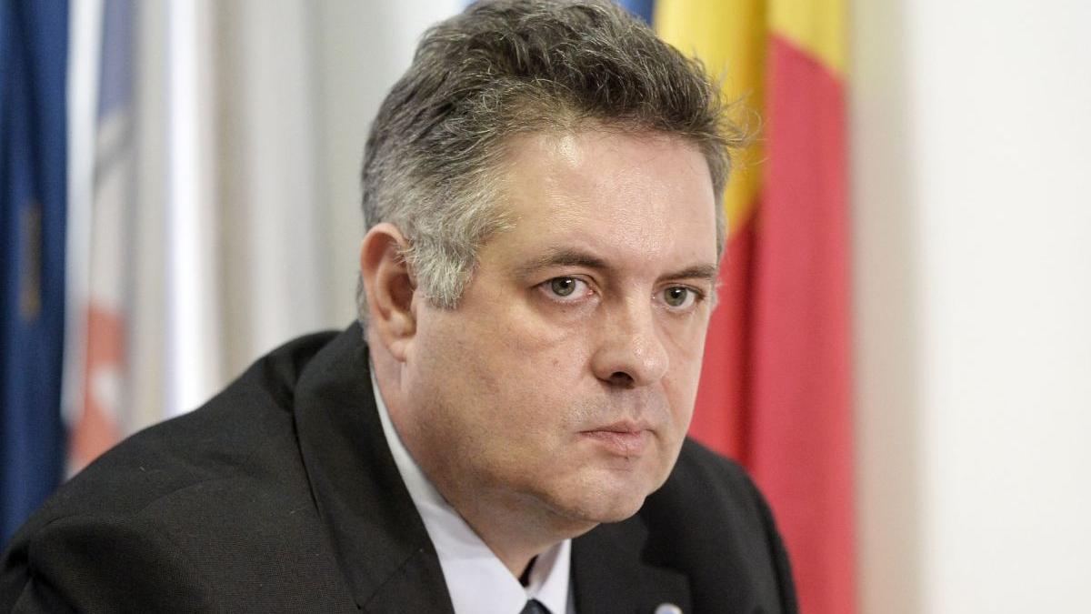 gindrovel dumitra moara peste 500 oameni 10 autobuze prapastie muntenegru doliu national