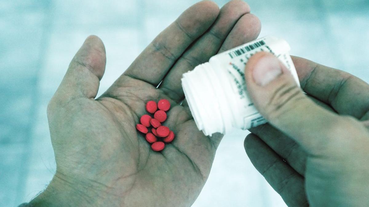 situatie medicamente tratare covid 19 romania peste 30 000 flacoane remdesivir stoc