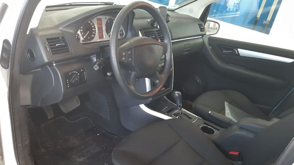 sofer roman refuzat rar inversat pedale masina caras severin