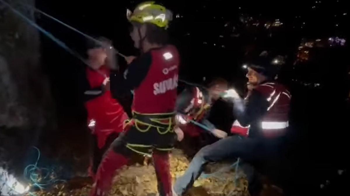 barbat beat recuperat de salvamontisti traseu brasov