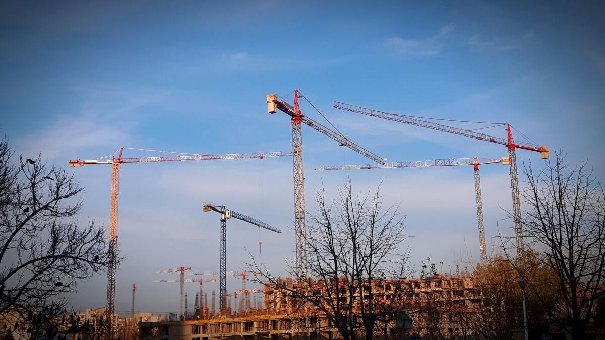 interlopi santaj dezvoltatori imobiliari capitala