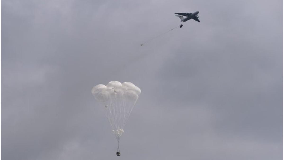 soldati rusi morti belarus parasute defectare