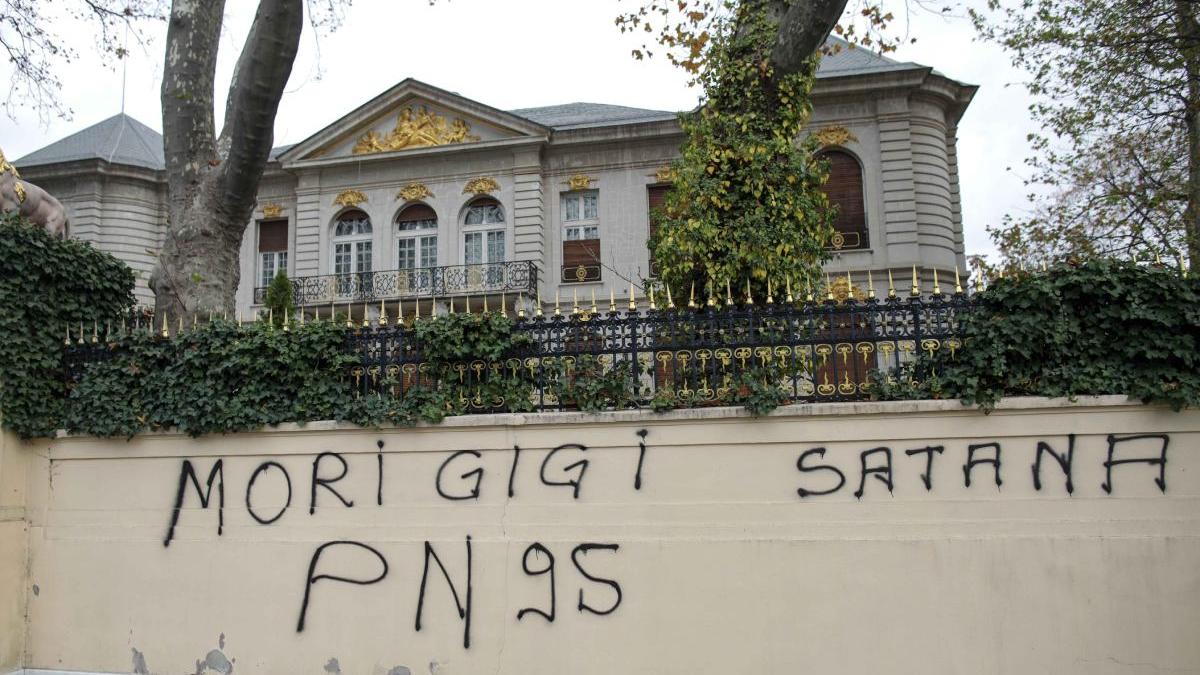 gard gigi becali vandalizat fanii fcsb