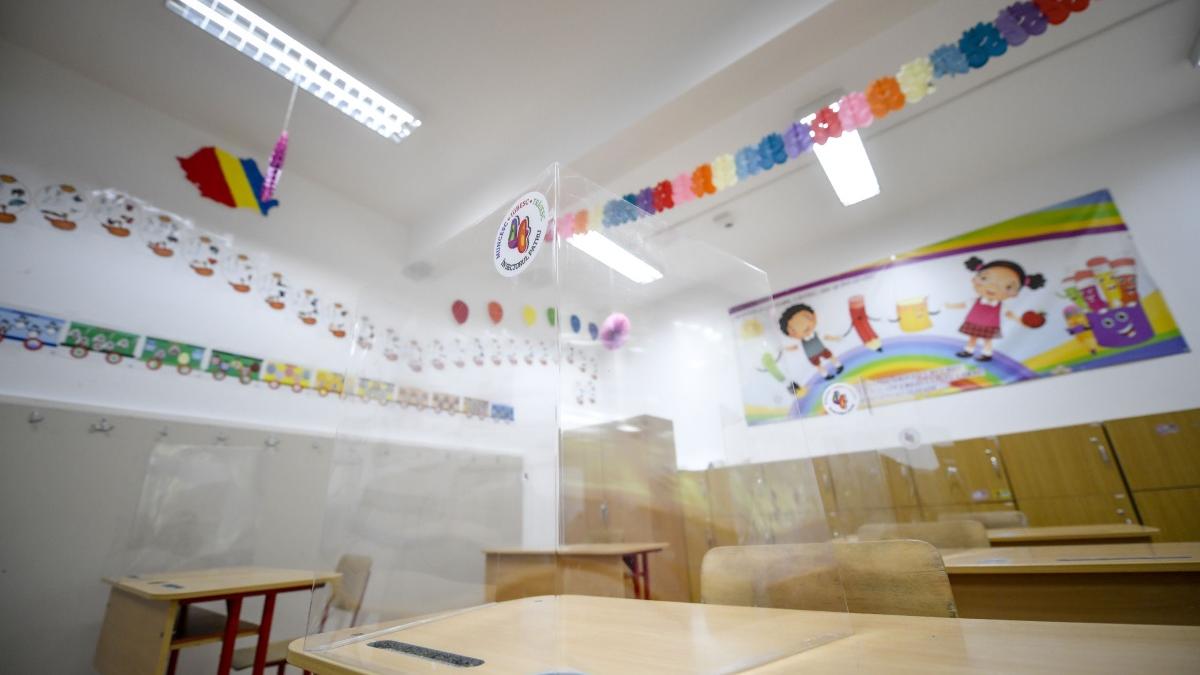 ministerul educatiei a cerut clarificari de la ministerul sanatatii pe tema testarii elevilor