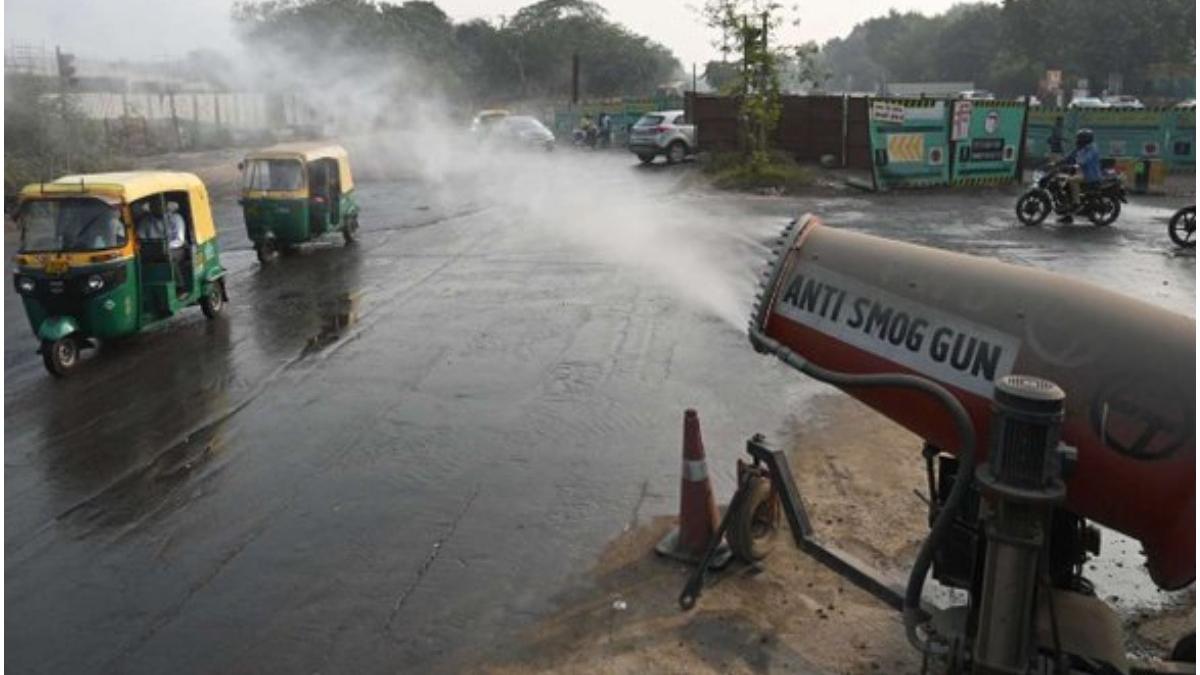 scoli india se inchid smog poluare