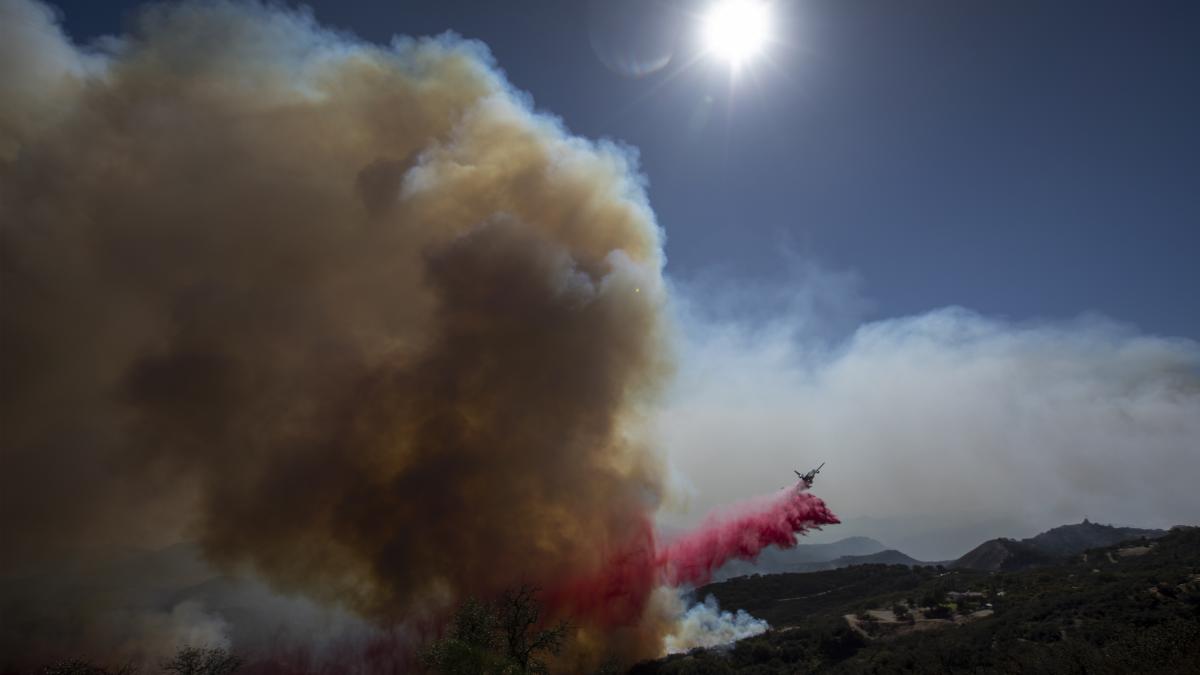 explozie fabrica motoare rachete serbia doi morti 16 raniti